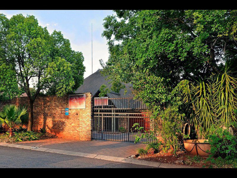 The Thatch Haven Guest House Eldoraigne Centurion Gauteng South Africa House, Building, Architecture, Garden, Nature, Plant
