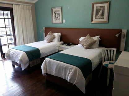 Classic Twin Room @ Wilderness Hotel