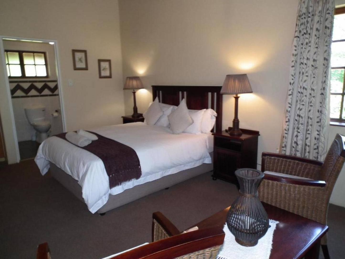 Deluxe Suite @ Thorn Tree Lodge