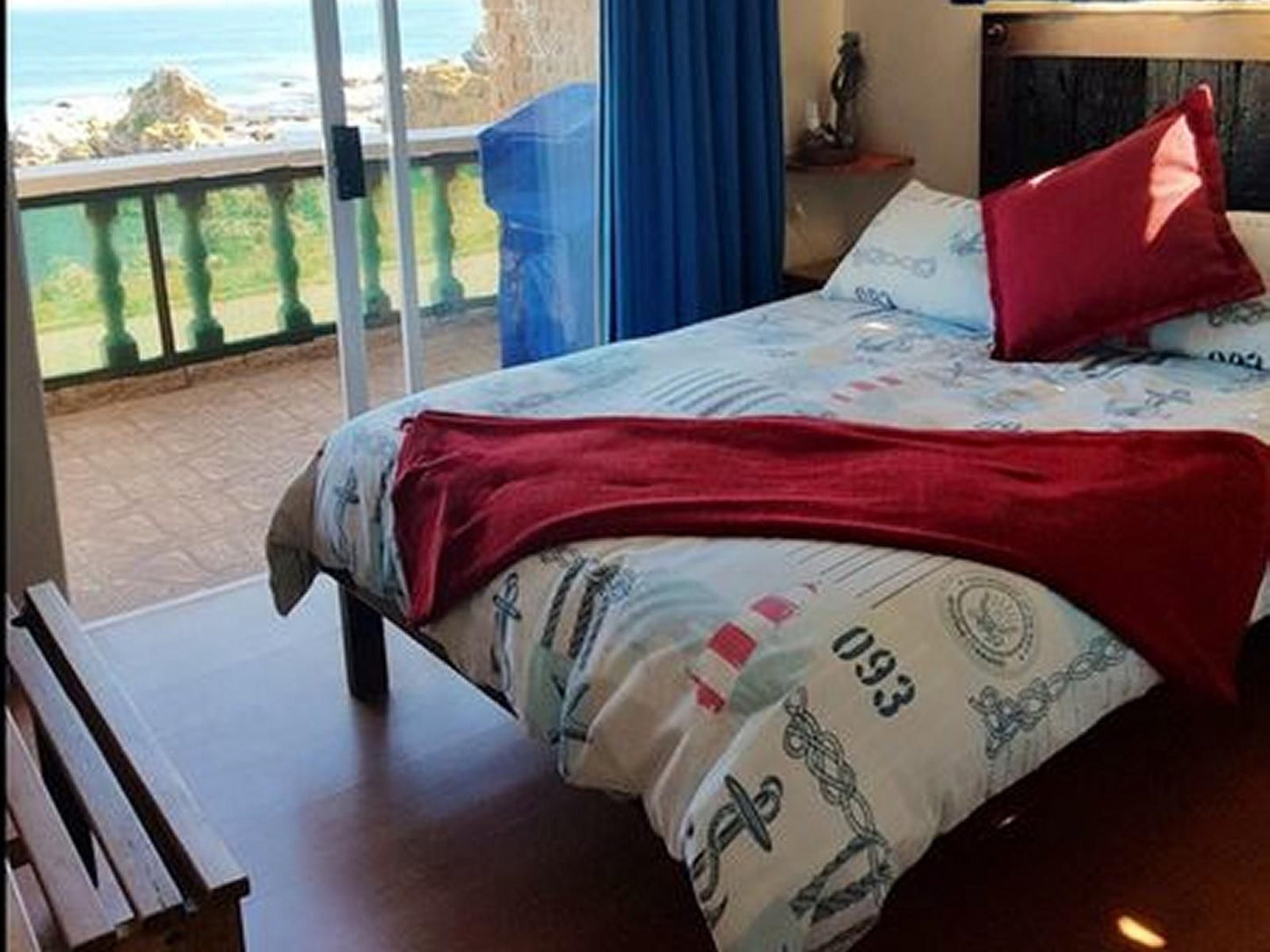 Thornbay Accommodation, Shark Apartment, Bedroom