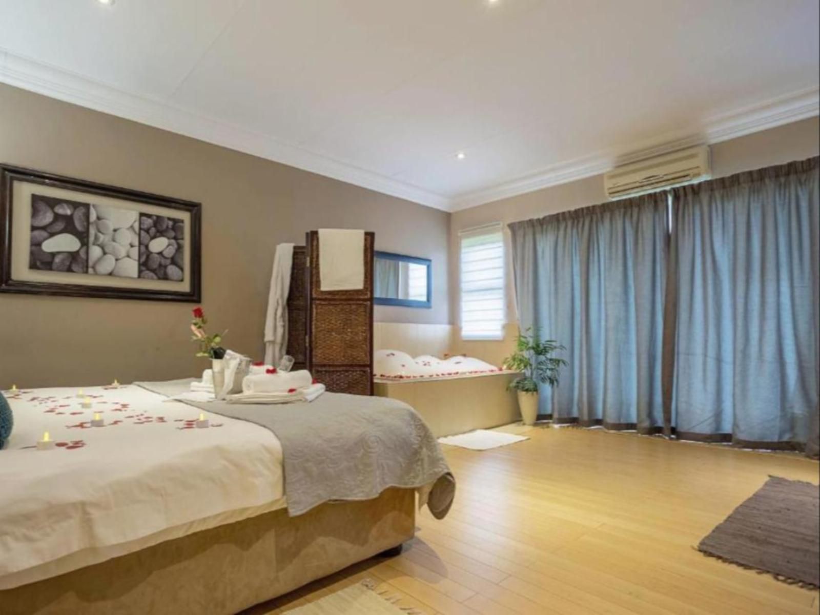 Three Oaks And An Aloe Boutique Hotel, Oak Suite, Bedroom