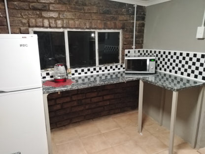 3 On Naude Accommodation Aliwal North Eastern Cape South Africa Kitchen