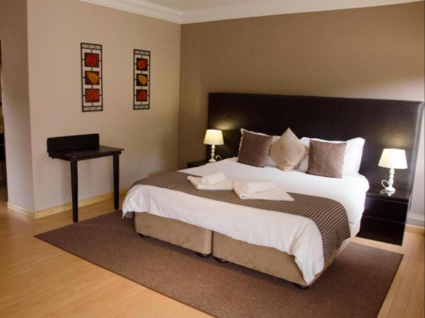 Three Oaks And An Aloe Flora Park Ah Hartbeespoort Hartbeespoort North West Province South Africa Bedroom