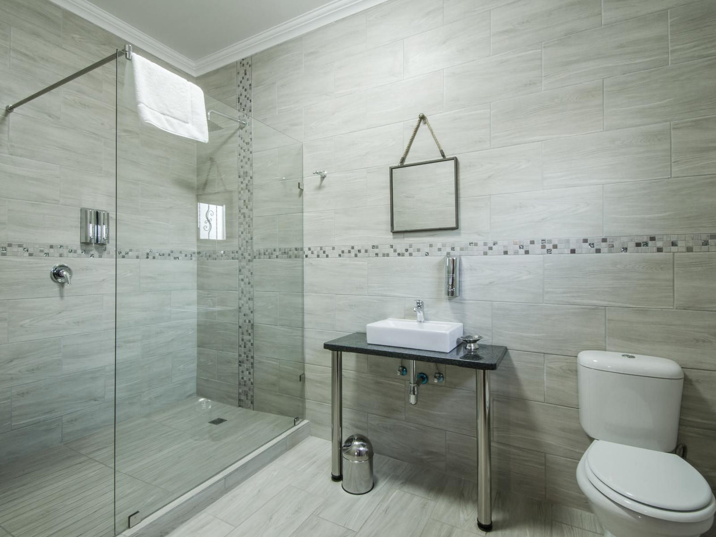 Three Olives Guesthouse Eldoraigne Centurion Gauteng South Africa Colorless, Bathroom