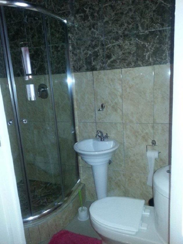 Three Trees Guest House Sunnyridge Sunnyridge East London East London Eastern Cape South Africa Bathroom