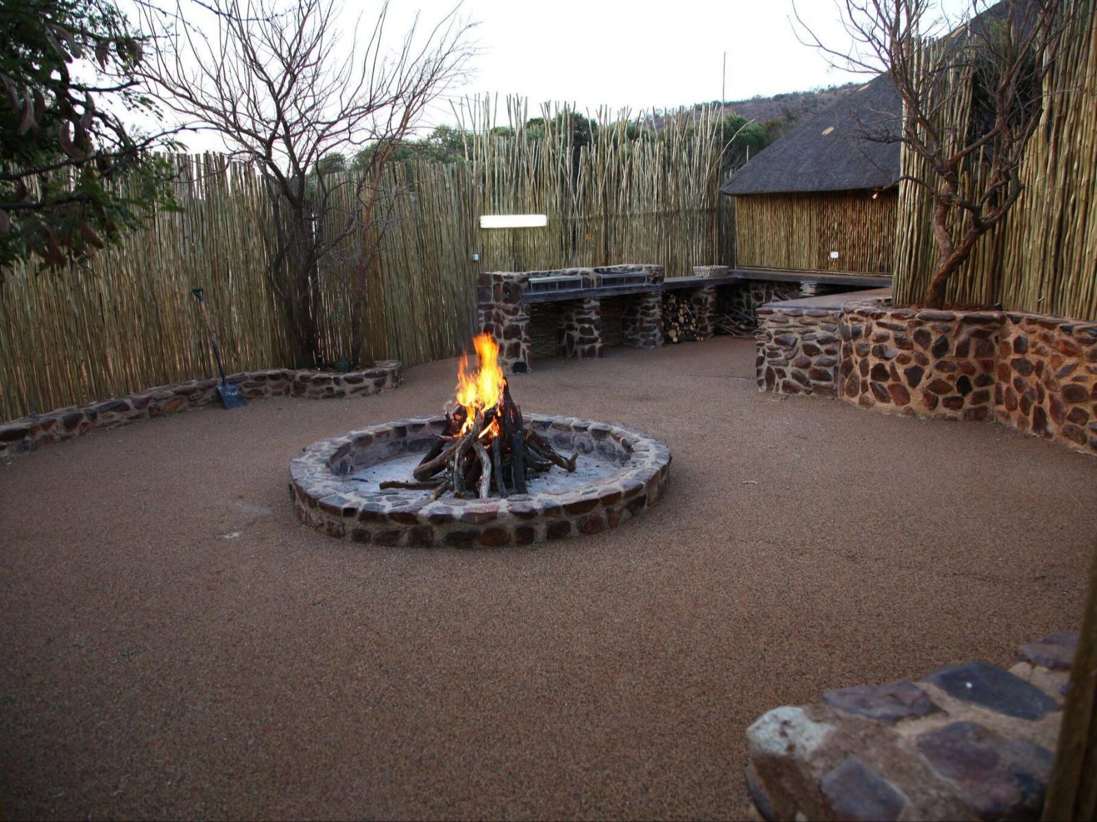 Tidimalo Lodge, Fire, Nature