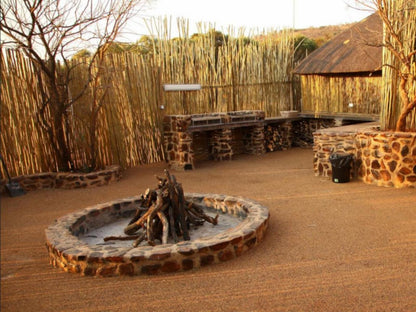 Tidimalo Lodge, Sepia Tones