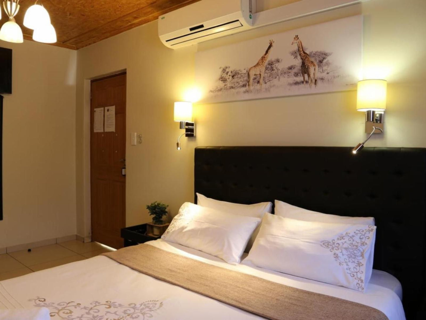 Tilla'S Guesthouse, Standard Twin Rooms, Bedroom