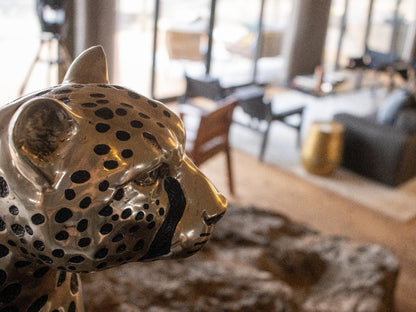 Timbila Safari Lodge, Dragonfruit, Fruit, Food, Leopard, Mammal, Animal, Big Cat, Predator, Statue, Architecture, Art, Bar