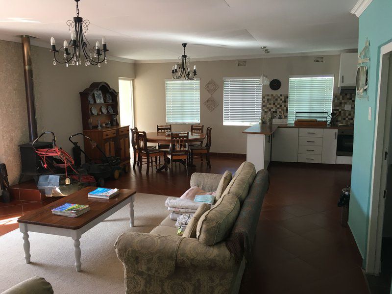 Tinkers Retreat Child And Pet Friendly Wifi Wakkerstroom Mpumalanga South Africa Living Room