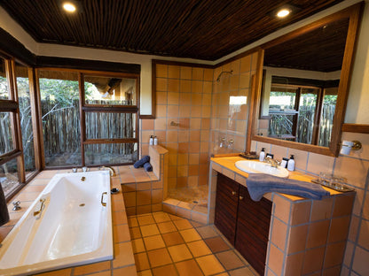 1 Bedroom Suite @ Tintswalo Family Camp