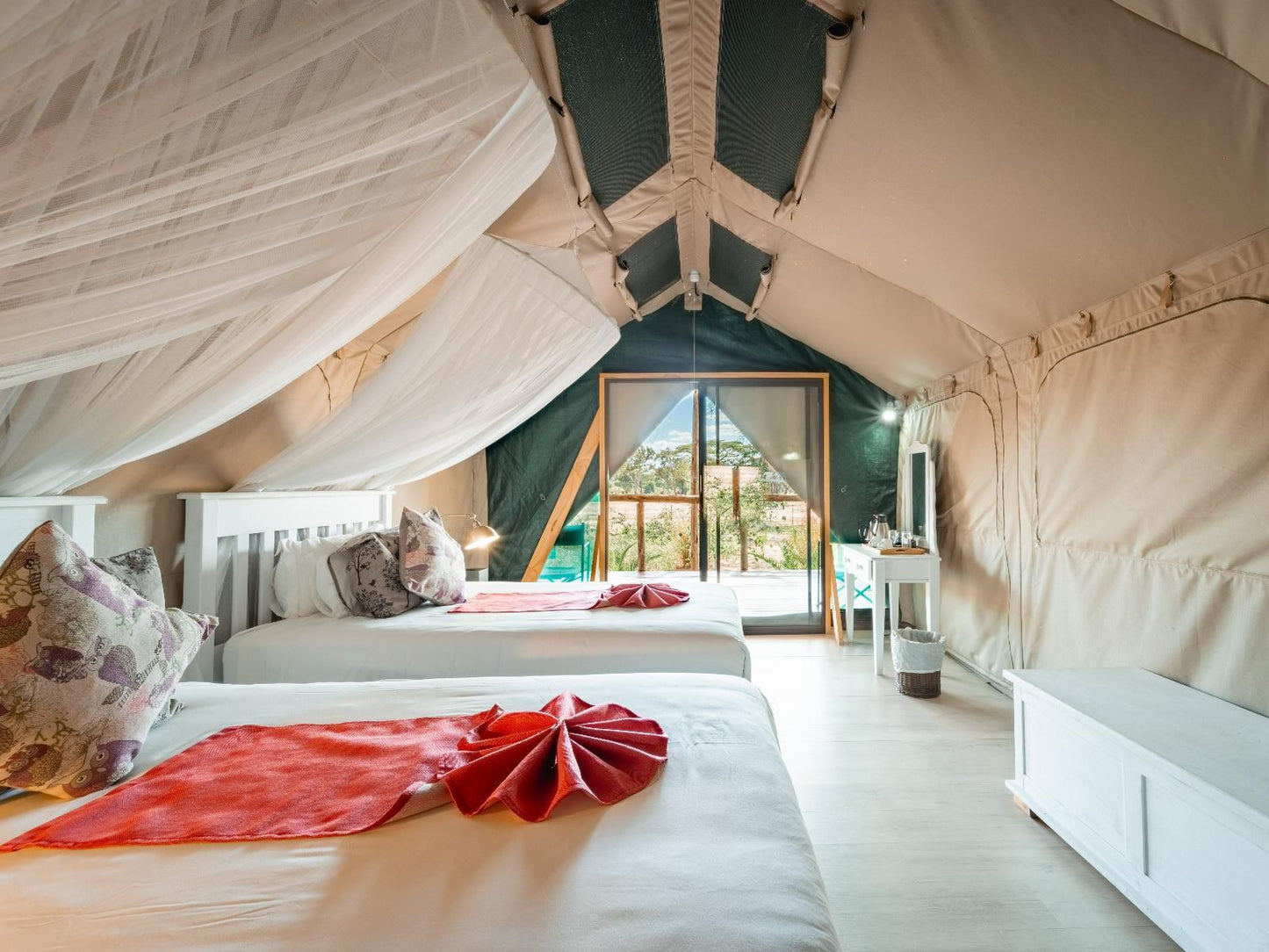 Tlouwana Camp, Twin Classic Tent, Tent, Architecture, Bedroom