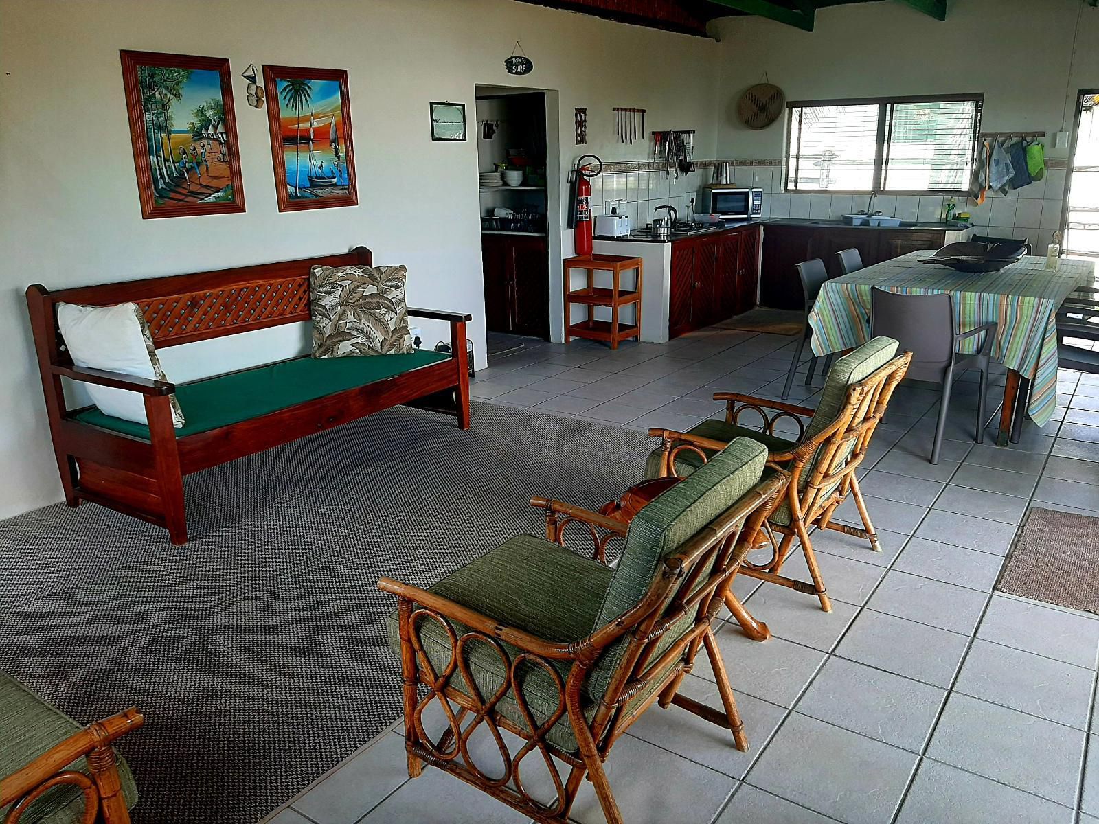 Tofinho Beach Cottages, Self-catering Cottage - Casa Gideon, Living Room