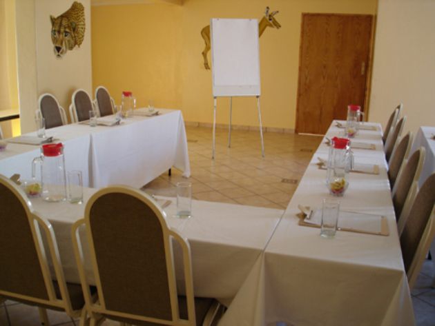 Tom S Lodge Polokwane Pietersburg Limpopo Province South Africa Place Cover, Food, Seminar Room