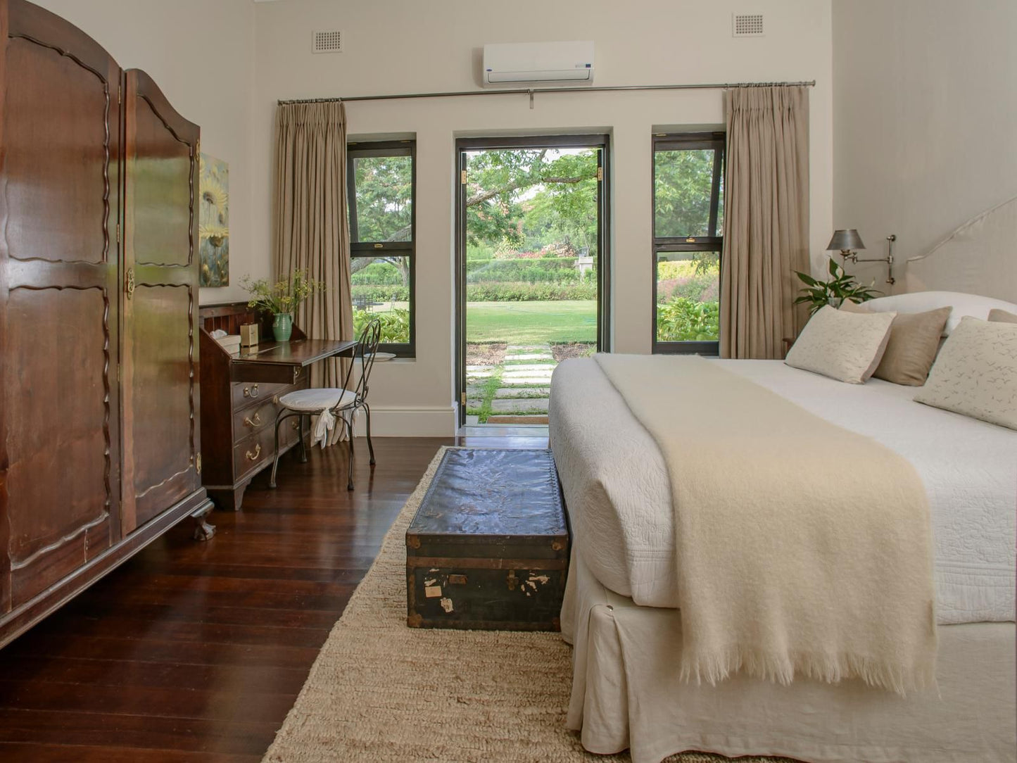 Torburnlea Luxury Bnb Nelspruit Mpumalanga South Africa Bedroom