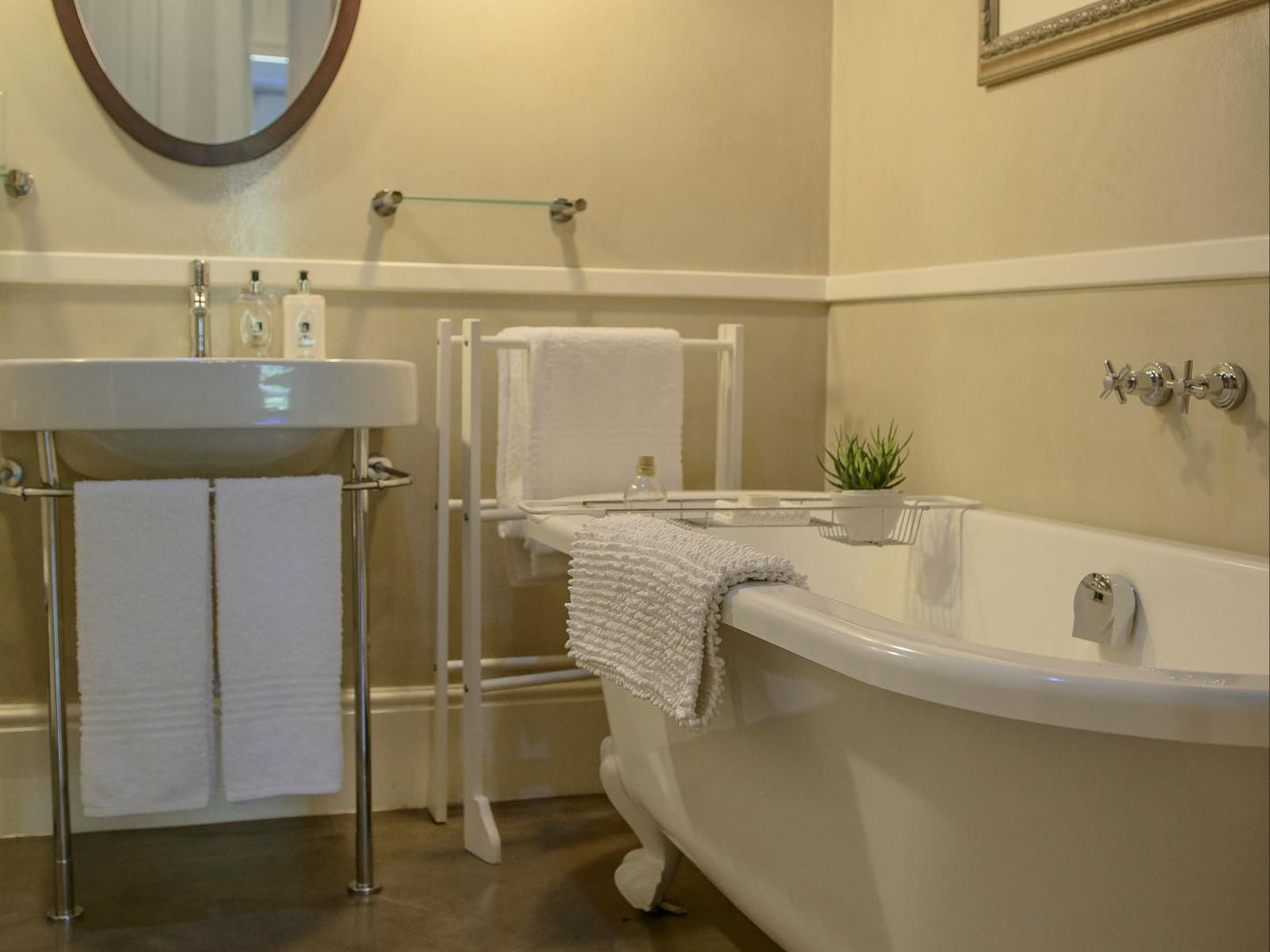 Torburnlea Luxury Bnb Nelspruit Mpumalanga South Africa Bathroom
