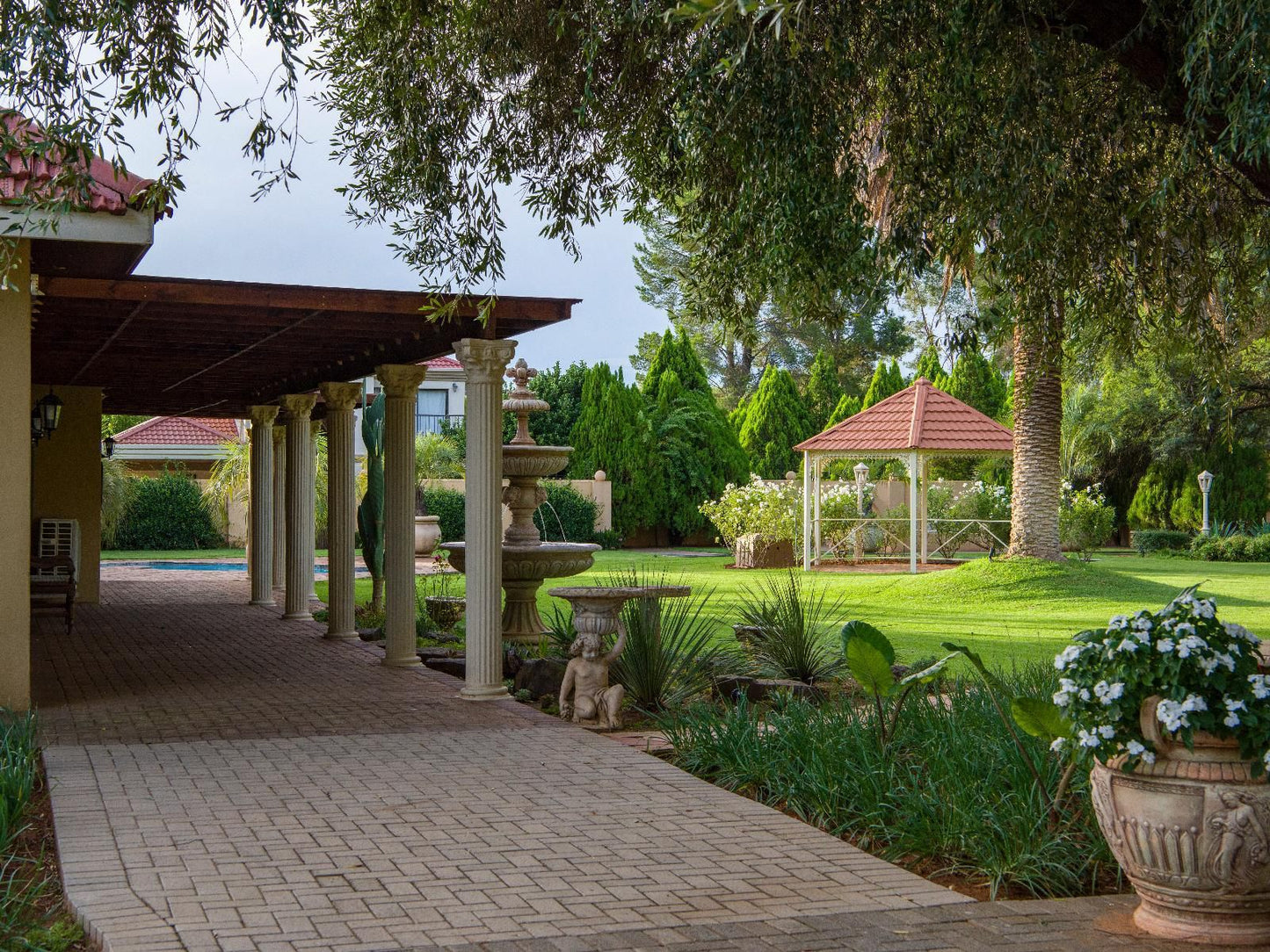 Toscana Estate Spitskop Bloemfontein Free State South Africa Palm Tree, Plant, Nature, Wood, Pavilion, Architecture, Garden