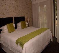 R10 Long Term Self-Catering Flat @ Touch Of Class Guest House