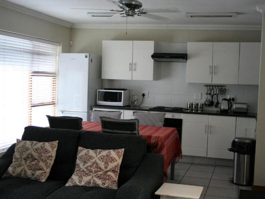 R11 Self catering flat @ Touch Of Class Guest House