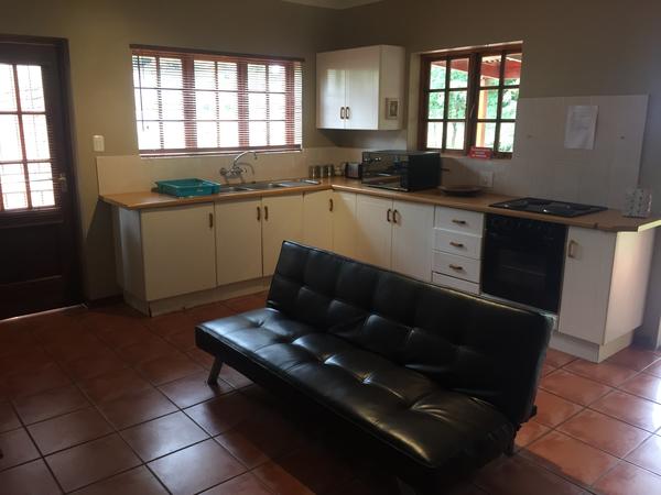 1 bedroom - Unit 7 TL Abbey @ Treelands Abbey