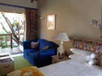 CATS SUITE @ Tree Tops And Treats Guest House