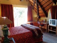 INDONESIAN SUITE @ Tree Tops And Treats Guest House