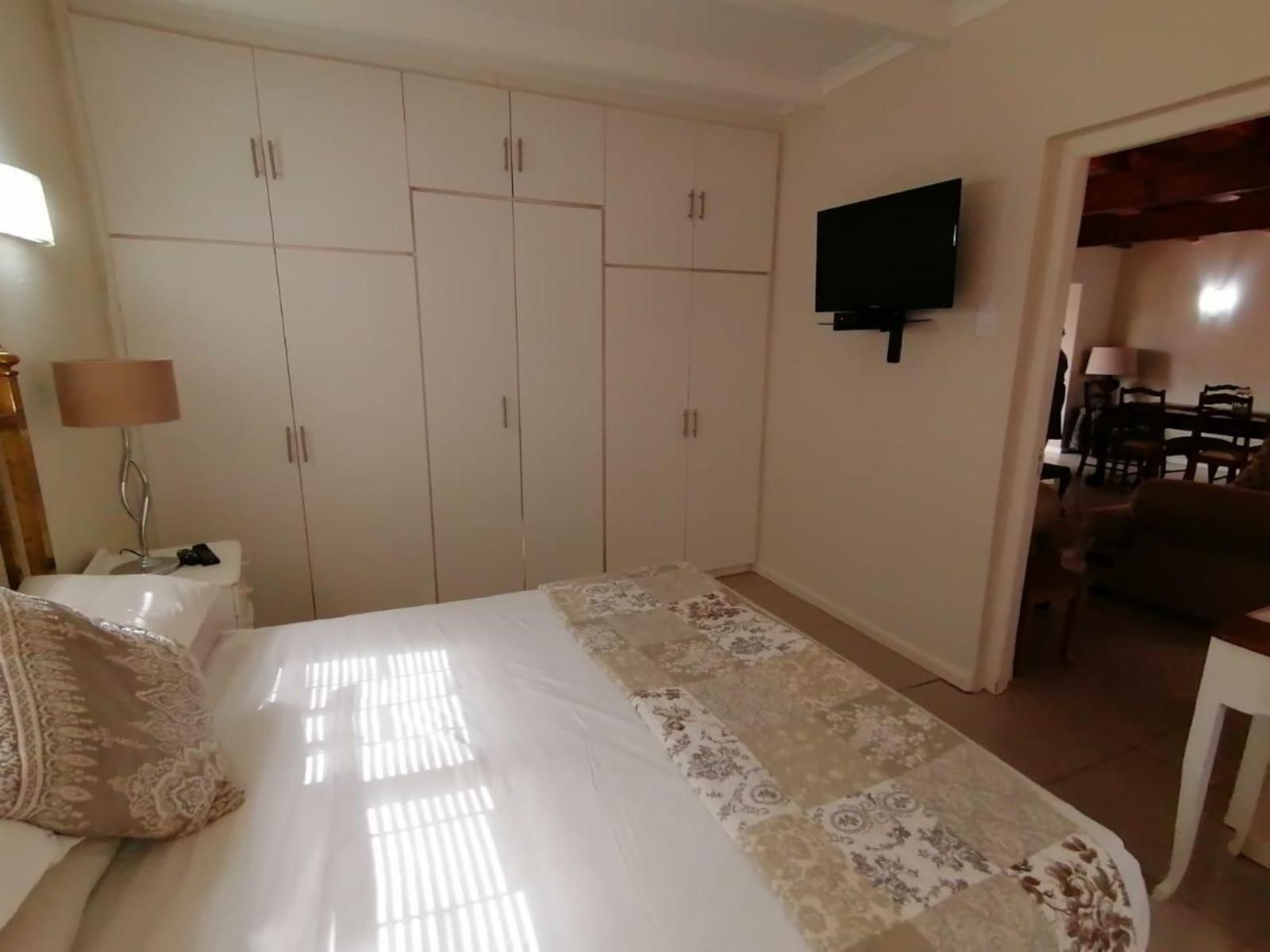 Tri-Angle B&B And Guesthouse, Double Room, Bedroom