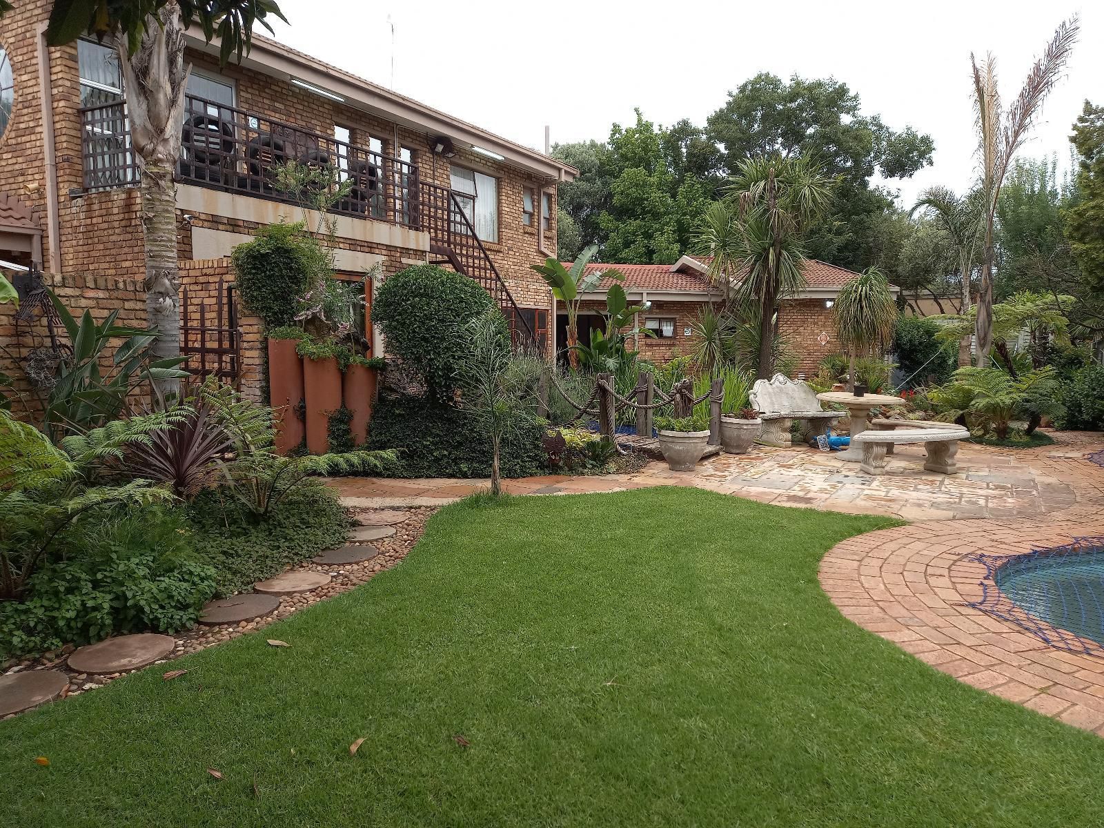 Troas Accommodation Vanderbijlpark Gauteng South Africa House, Building, Architecture, Garden, Nature, Plant