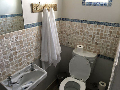 Unsaturated, Bathroom, Trust Lodging, Van Ryneveld (Strand), Strand