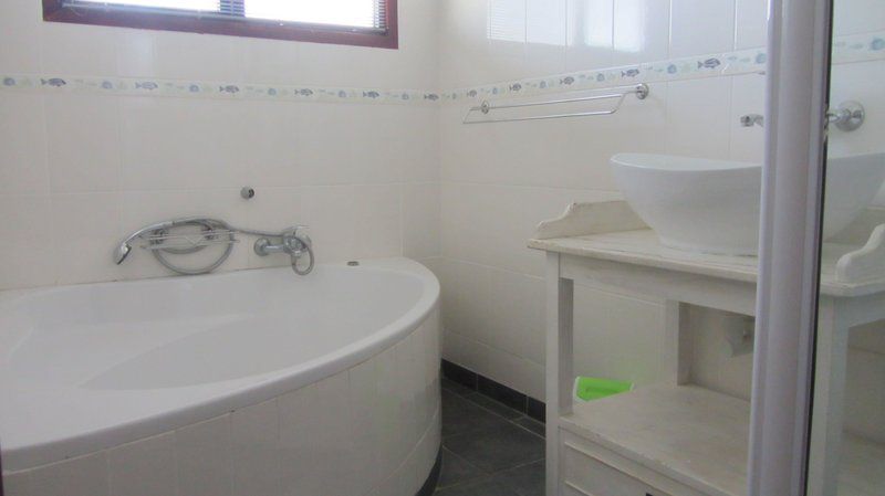 Truter Straat 3 Struisbaai Western Cape South Africa Unsaturated, Bathroom, Swimming Pool