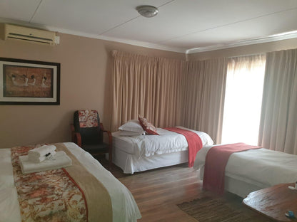 Tsessebe Guesthouse, Luxury Room Twin