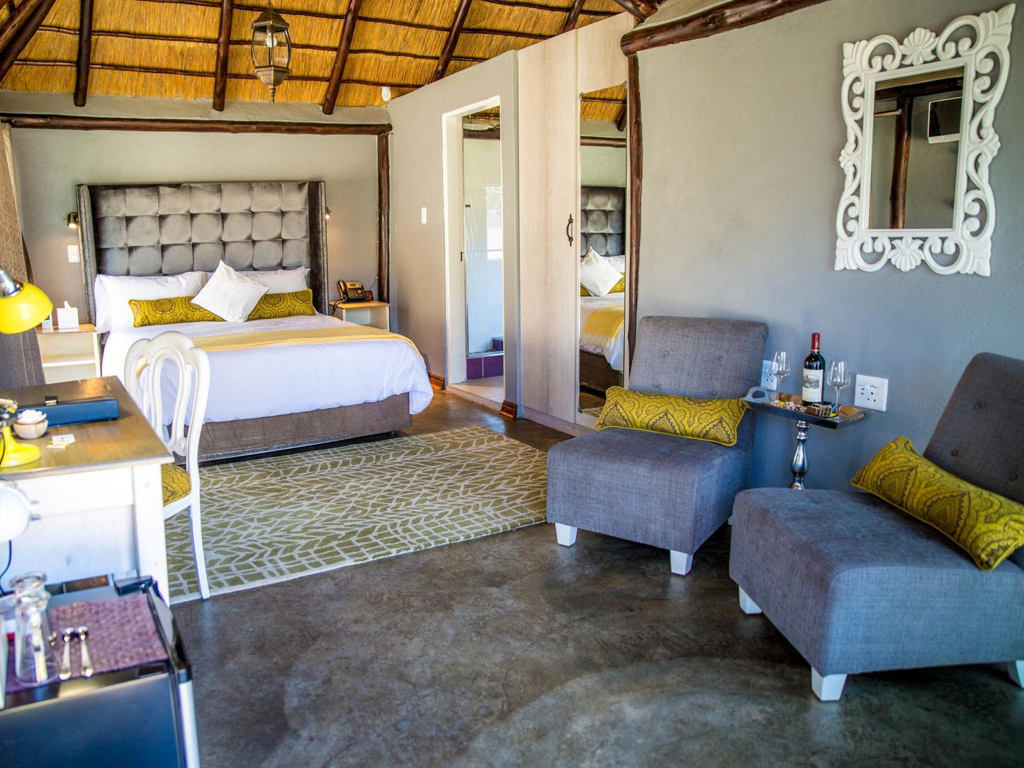 Deluxe Double Room @ Tshiberry Bed & Breakfast