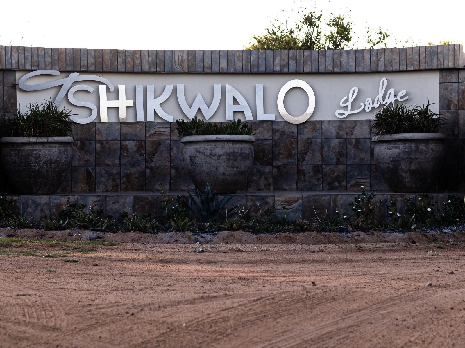 Tshikwalo Game Lodge, Sign, Text