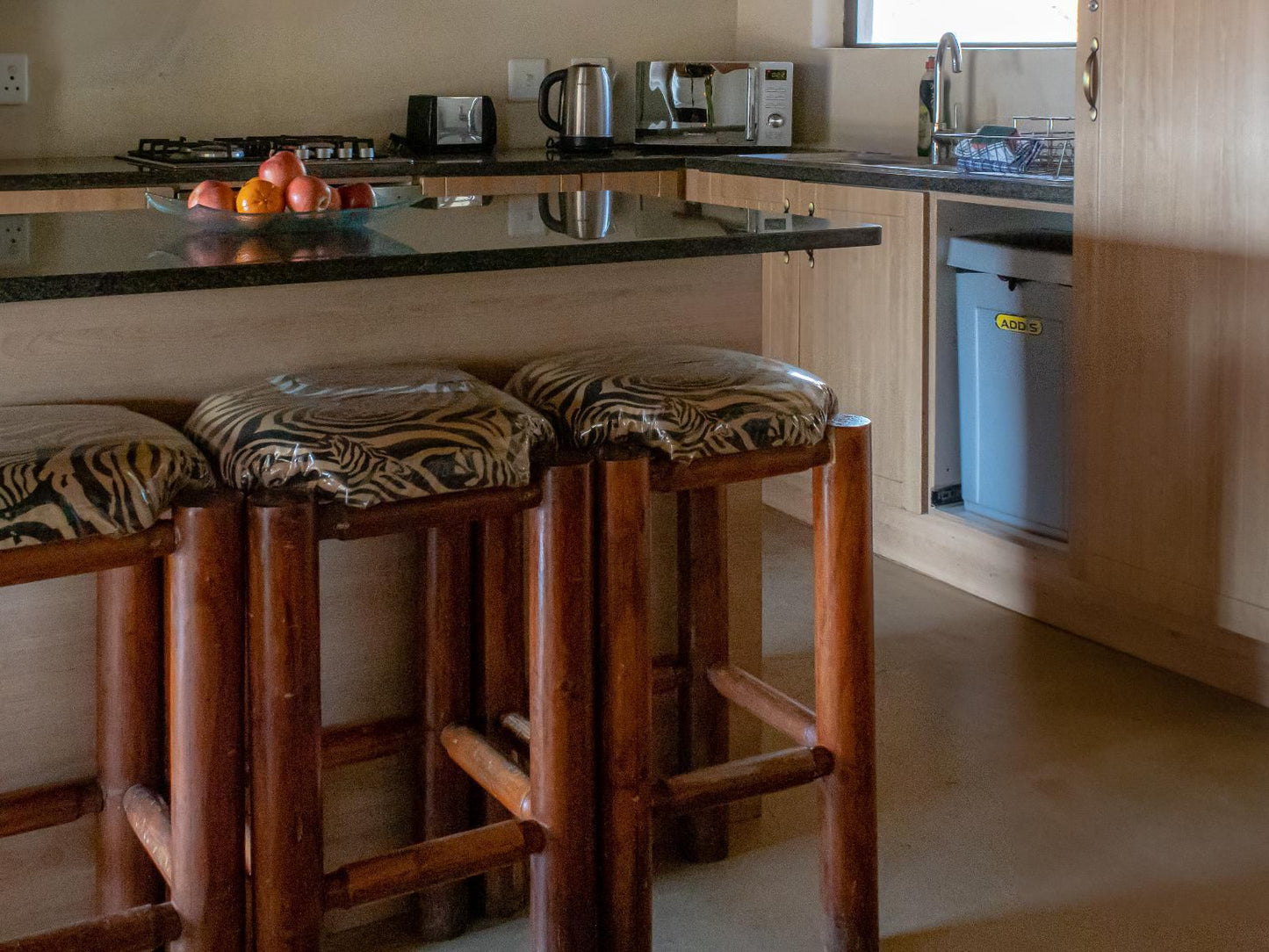 Tshikwalo Game Lodge, Chalet Sleeps 2, Kitchen