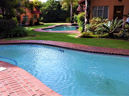 Tuishuis Lodge Clubview Centurion Gauteng South Africa Complementary Colors, House, Building, Architecture, Garden, Nature, Plant, Swimming Pool