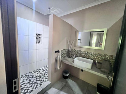 Turaco Lodge Marloth Park Mpumalanga South Africa Bathroom