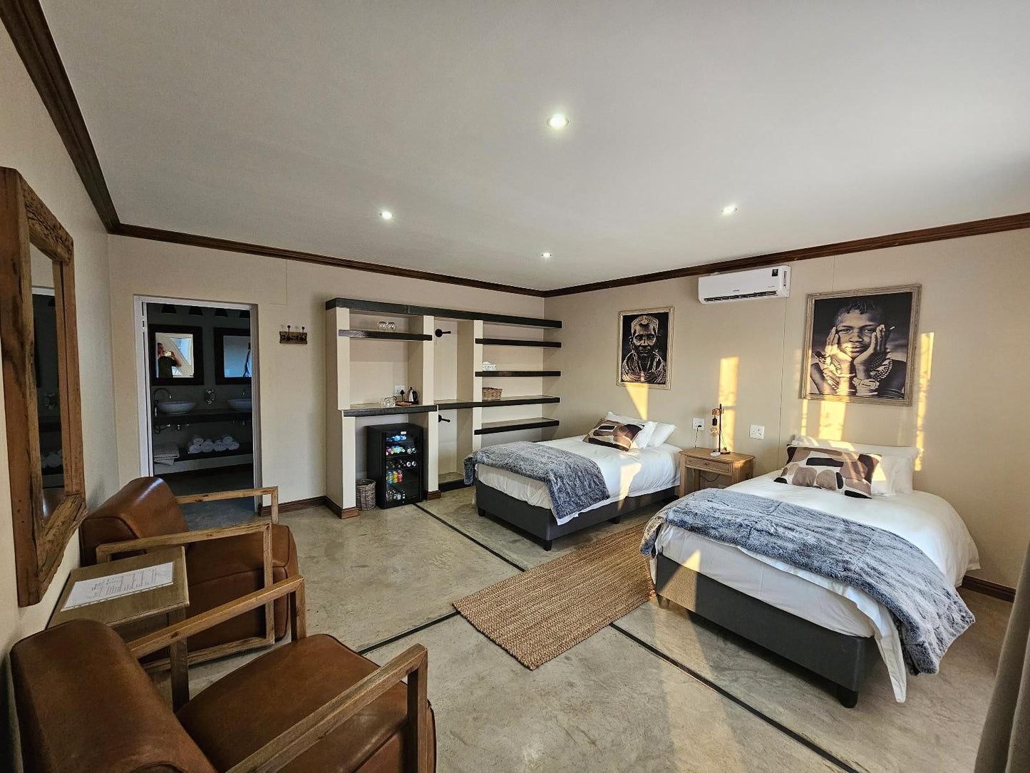 Ugab Game Farm & Lodge, Luxury Room, Bedroom