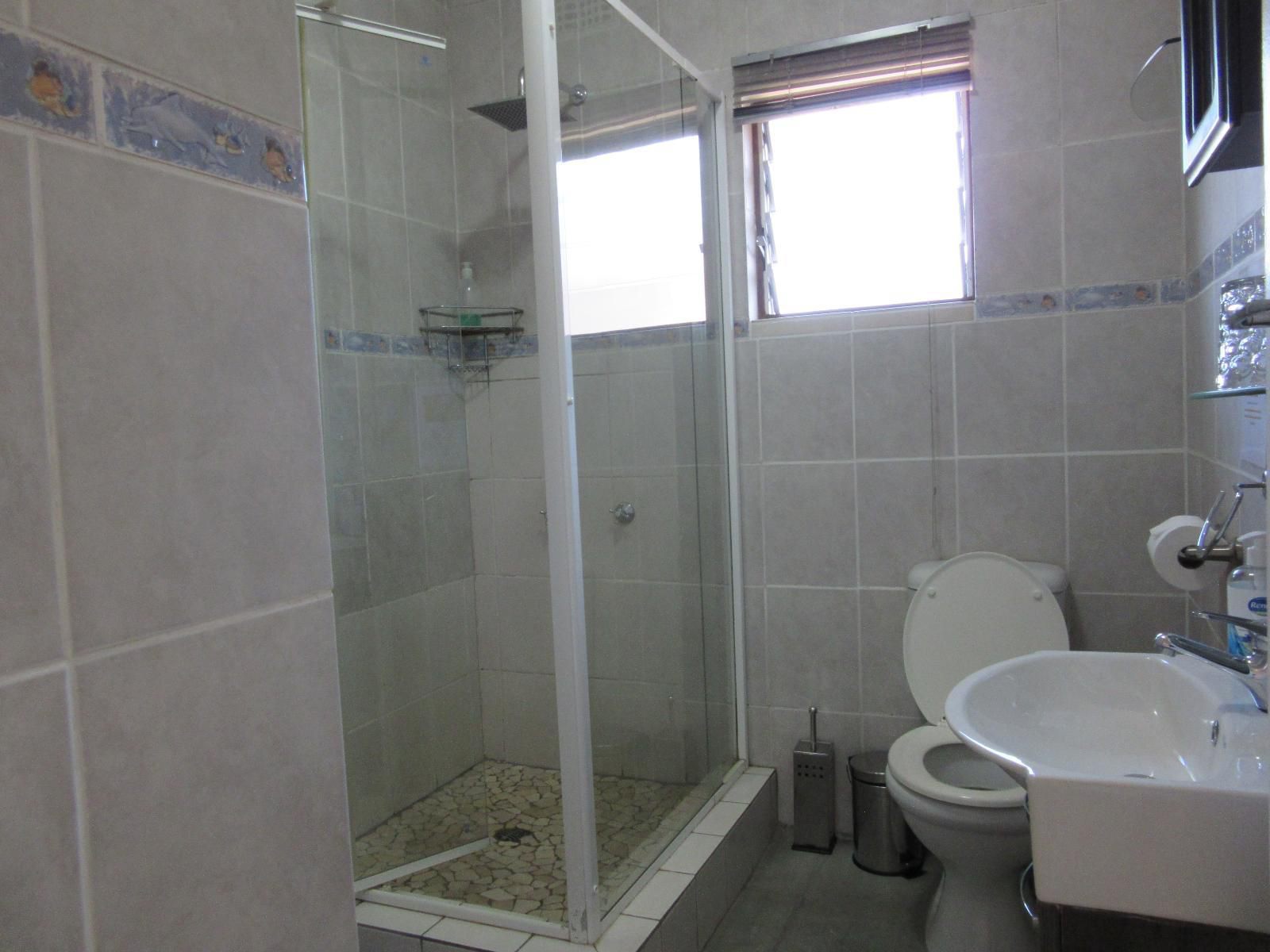 Uitspan St Lucia Kwazulu Natal South Africa Unsaturated, Bathroom