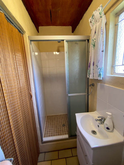 Ultima Thule Cottages Currys Post Kwazulu Natal South Africa Bathroom