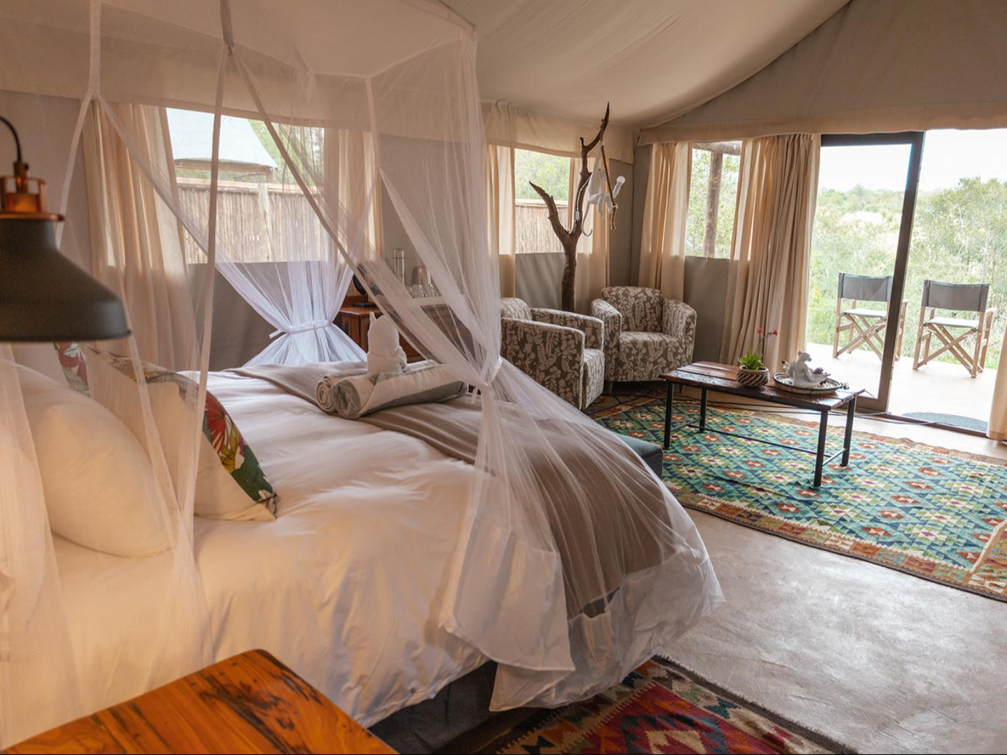 Buffalo Thorn Superior Tent @ Umkumbe Bush Lodge Luxury Tented Camp