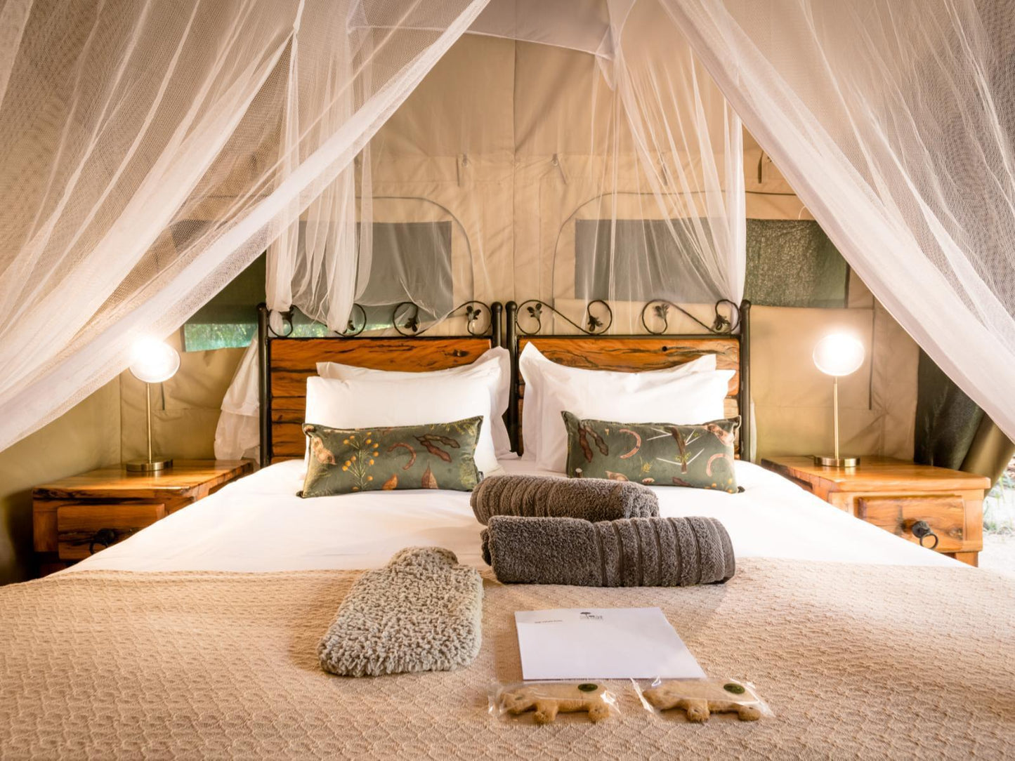 Marula Standard Tent @ Umkumbe Bush Lodge Luxury Tented Camp