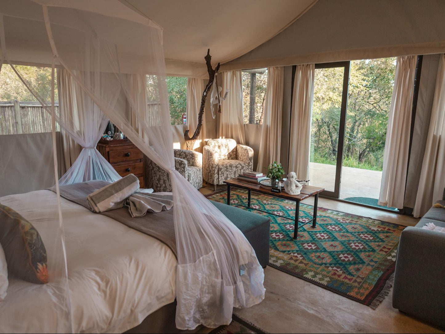 Monkey Thorn Superior Tent @ Umkumbe Bush Lodge Luxury Tented Camp