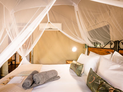 Tamboti Standard Tent @ Umkumbe Bush Lodge Luxury Tented Camp