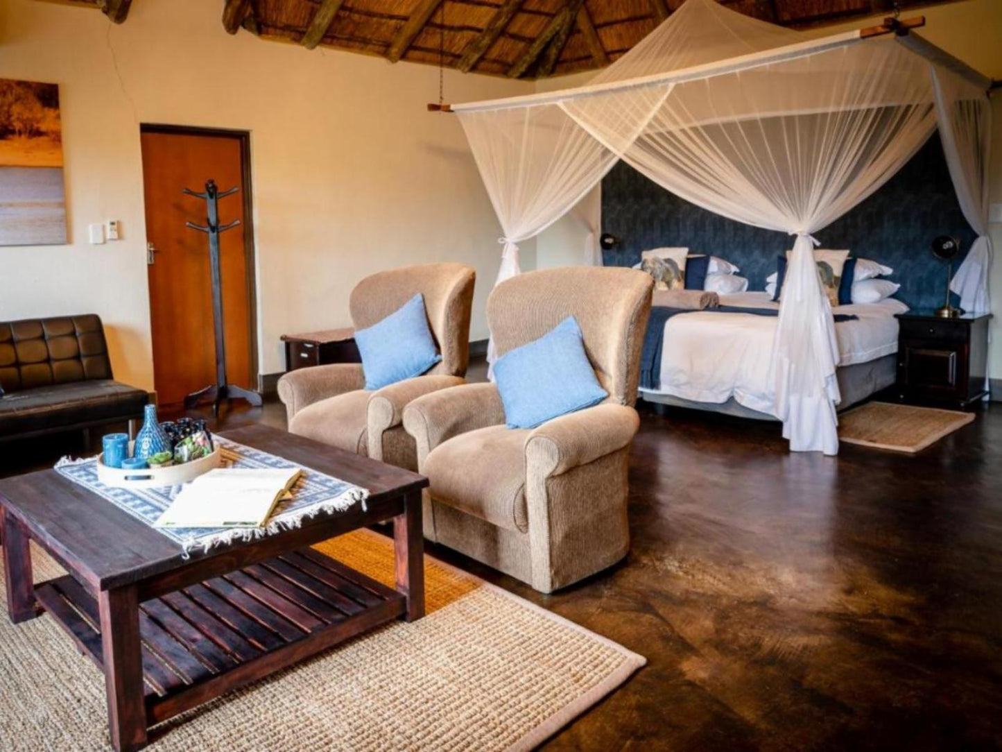 Elephant Superior Suite @ Umkumbe Safari Lodge Riverside