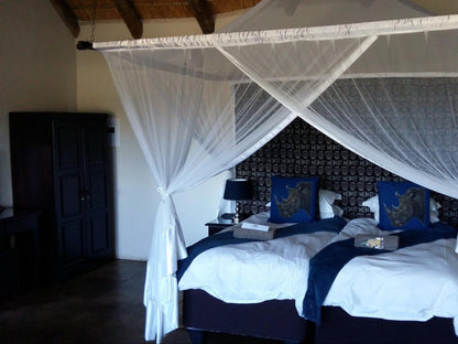 Rhino Superior Suite @ Umkumbe Safari Lodge Riverside