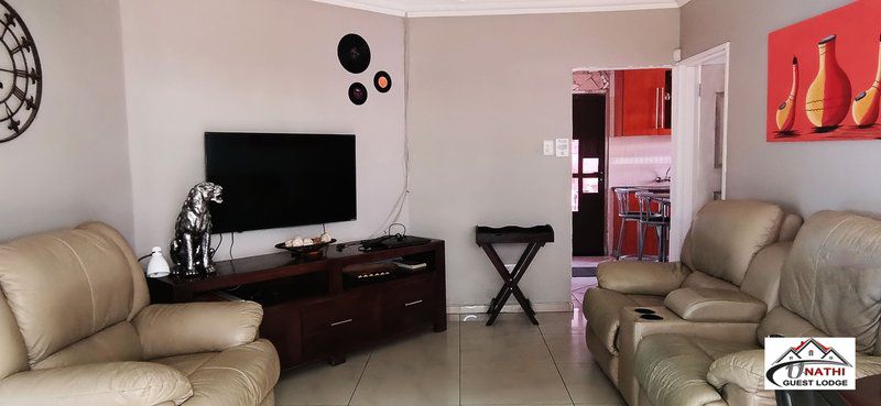 Unathi Guest Lodge Phuthaditjhaba Free State South Africa Living Room