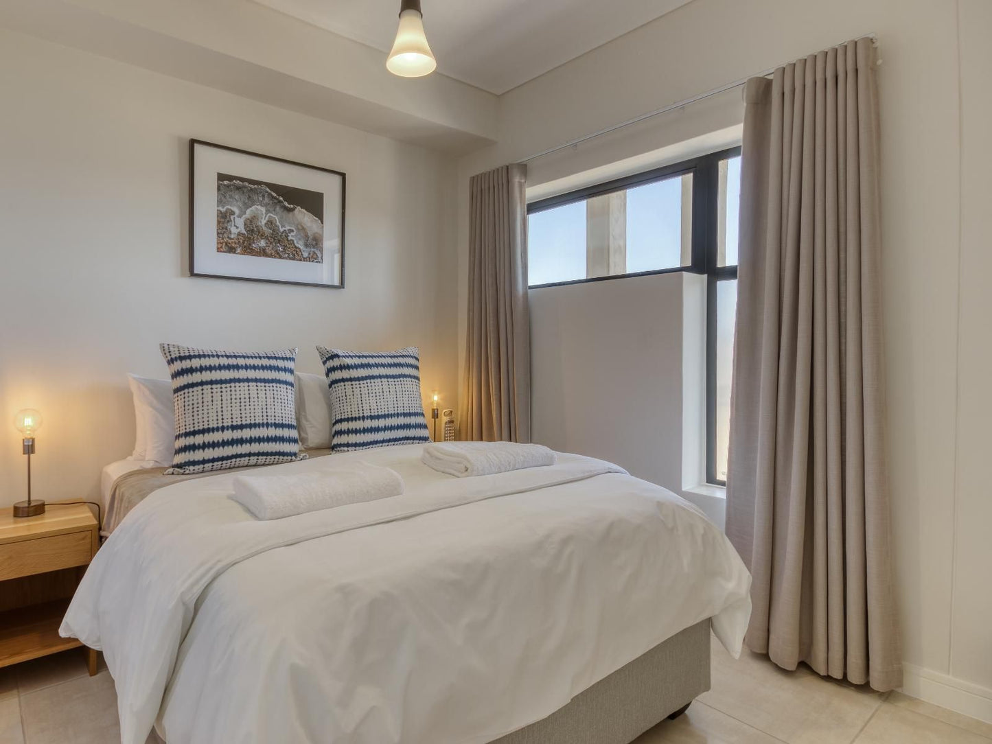 Uniquestay Paardevlei Square 2 Bedroom Apartment Firgrove Rural Somerset West Western Cape South Africa Unsaturated, Bedroom