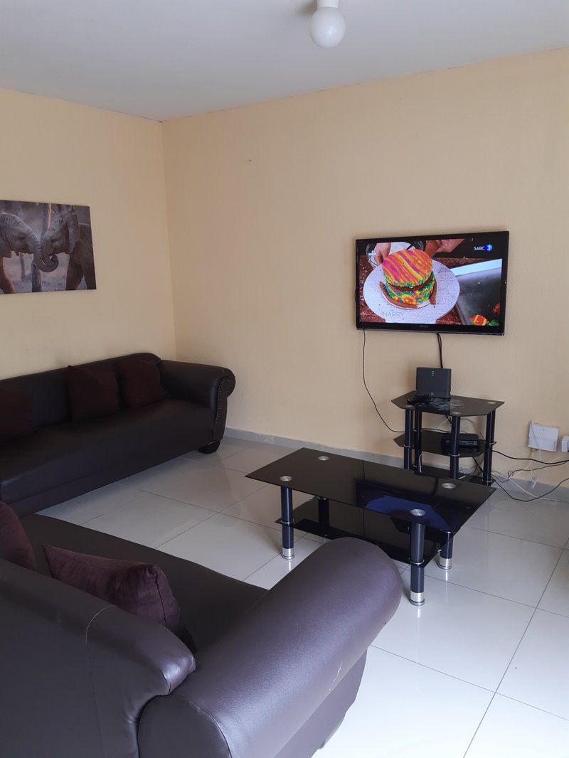 Unit 52 Holzner Gardens Marianhill Pinetown Kwazulu Natal South Africa Living Room