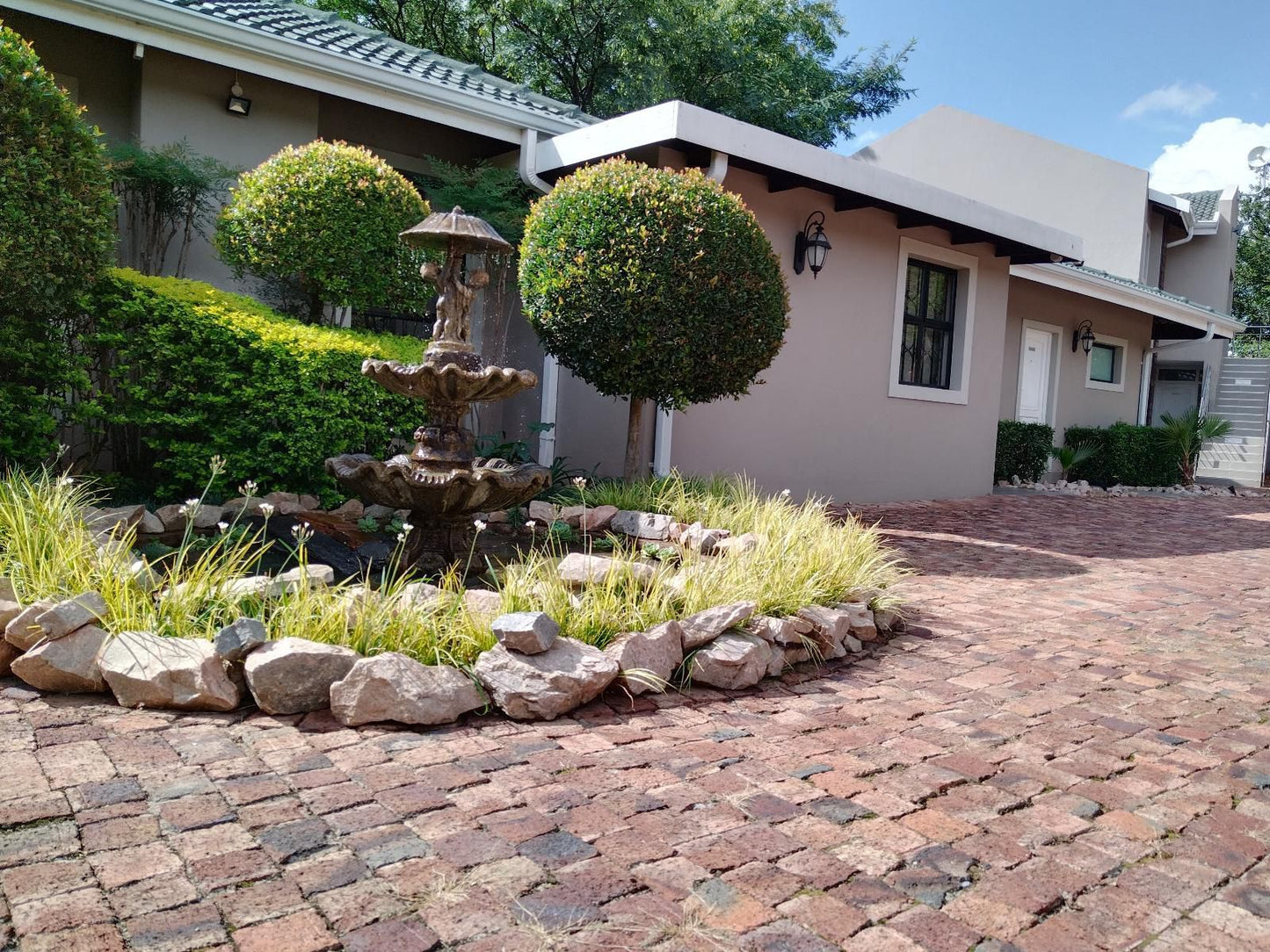 Unitas Guesthouse Die Hoewes Centurion Gauteng South Africa House, Building, Architecture, Plant, Nature, Garden