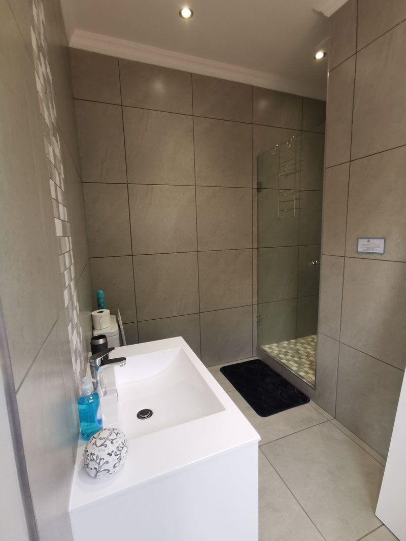 Utopia Guest House Alberante Johannesburg Gauteng South Africa Bathroom
